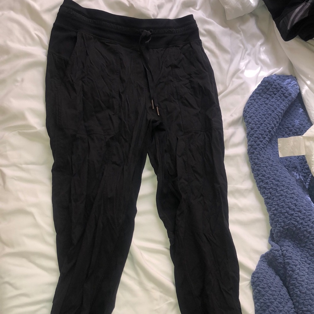 Lululemon crop pants